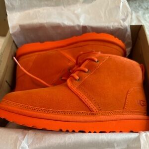 Neumel UGG🧡